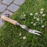 Kent & Stowe Hand Daisy Grubber Stainless Steel