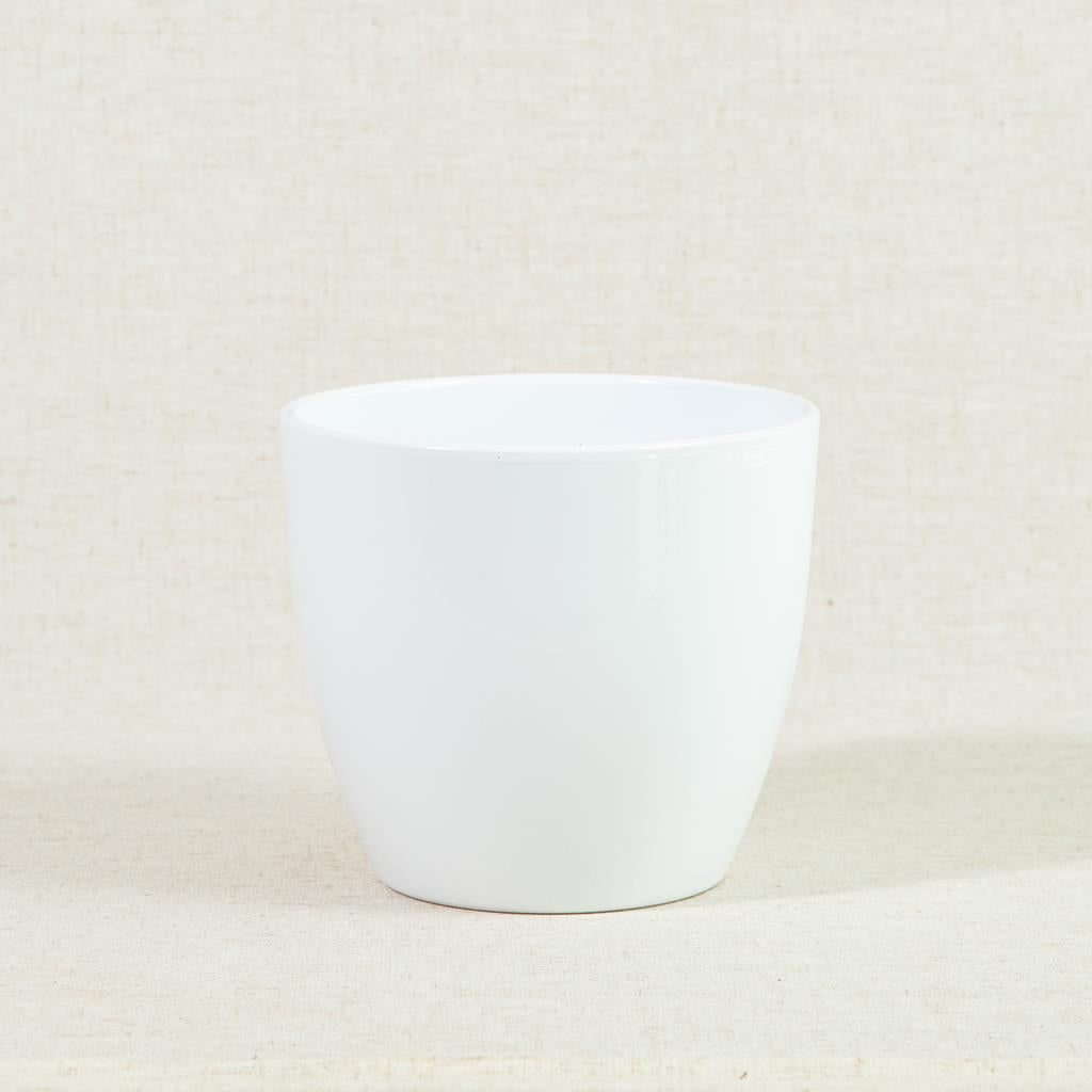 909 Series White Planter 18cm