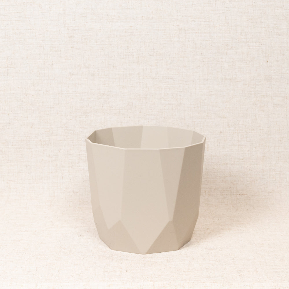 B.For Rock Grey 18cm