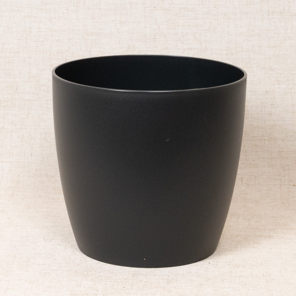 Brussels Round Black 20cm