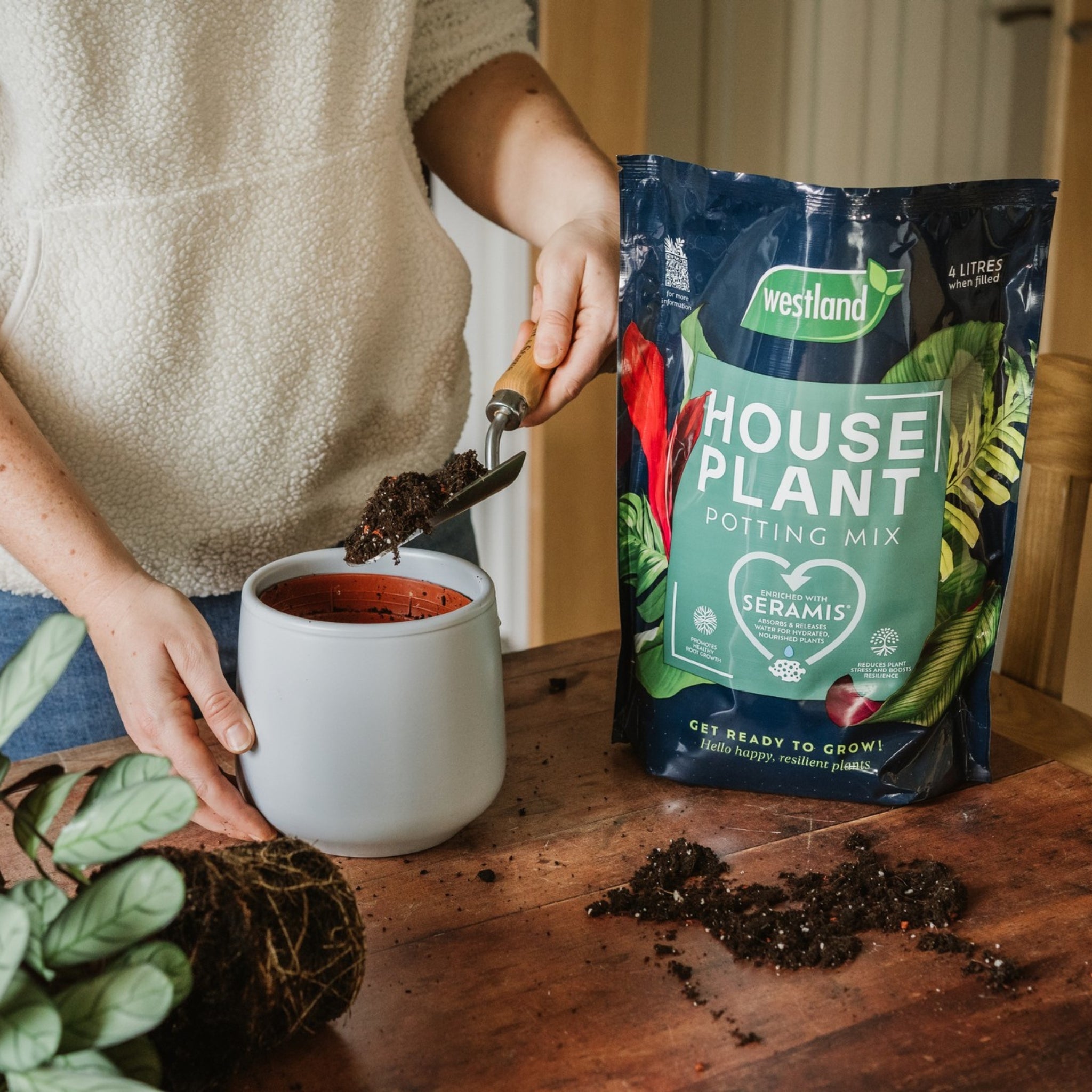 potting mix uk Houseplant Potting Mix 4L – Bellr Home & Garden
